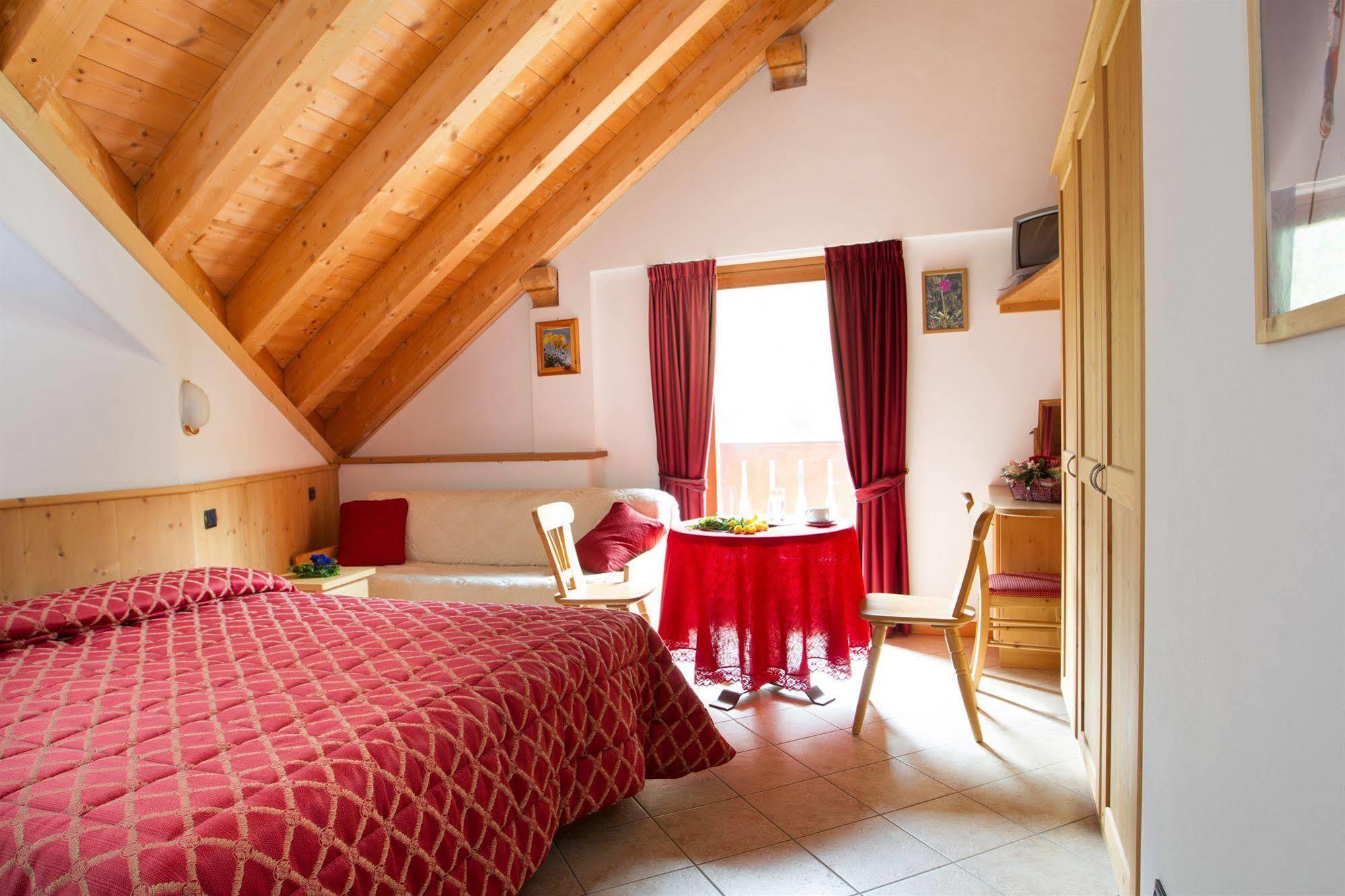 Hotel Cevedale Santa Caterina Valfurva Εξωτερικό φωτογραφία